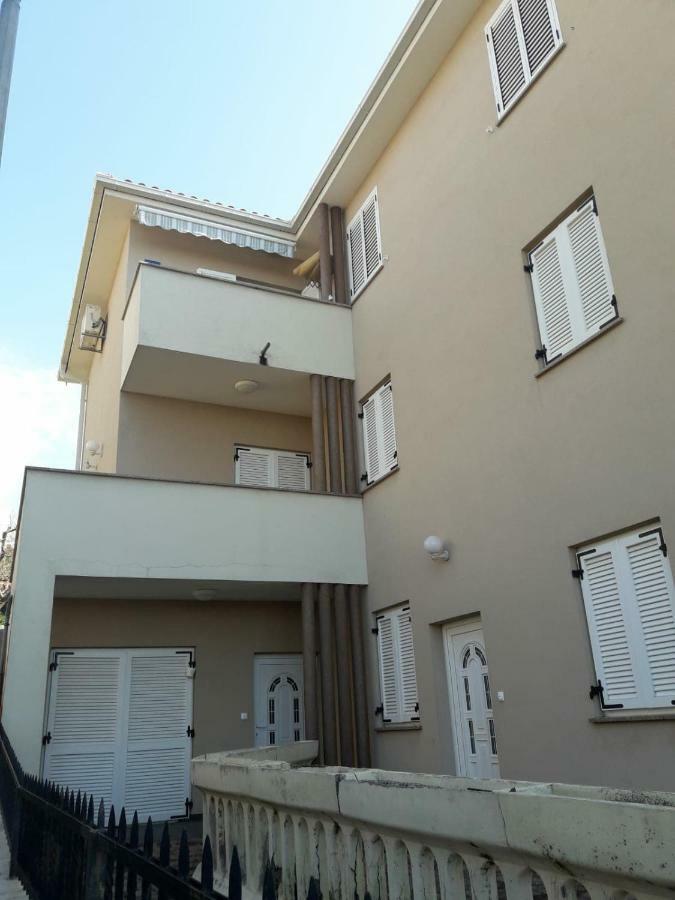 Studio Apartment Jasna Novi Vinodolski Eksteriør bilde